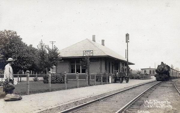 Leslie Depot